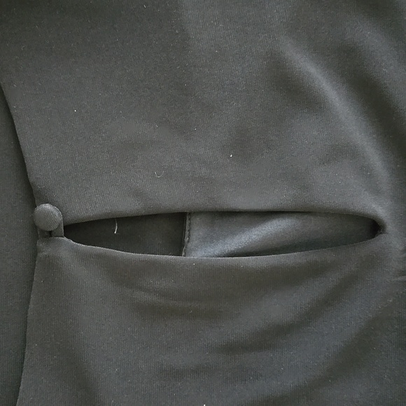 WHITE HOUSE BLACK MARKET EMBROIDERED FLORAL BLACK OFF WHITE JERSEY HALTER TOP XS - Picture 8 of 15